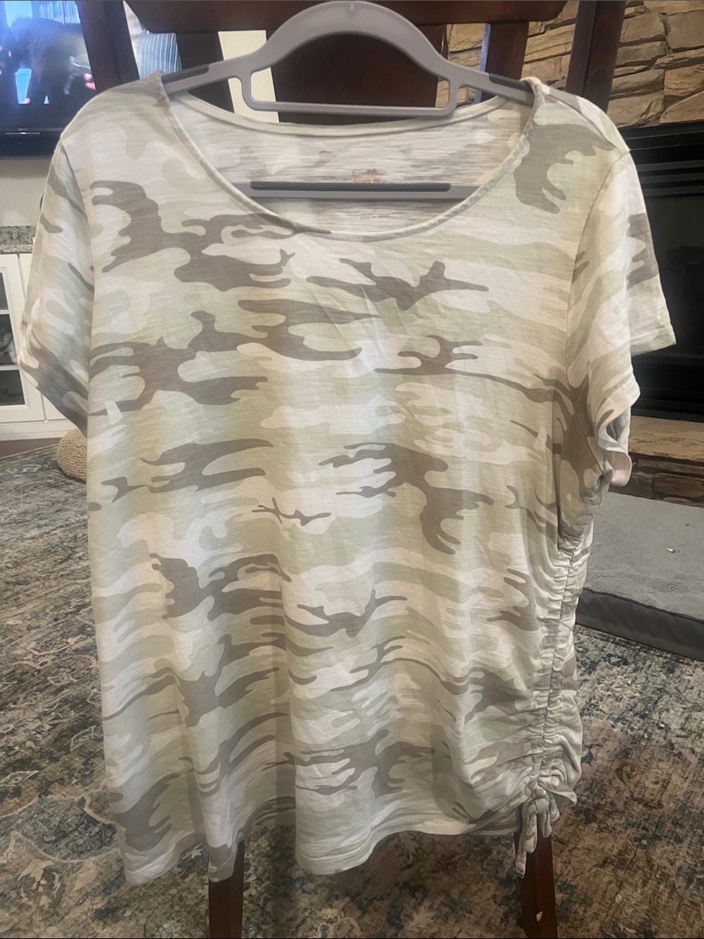 Belle by Kim Gravel Short-Sleeve Camo Ruched Tee in Sage and Gray